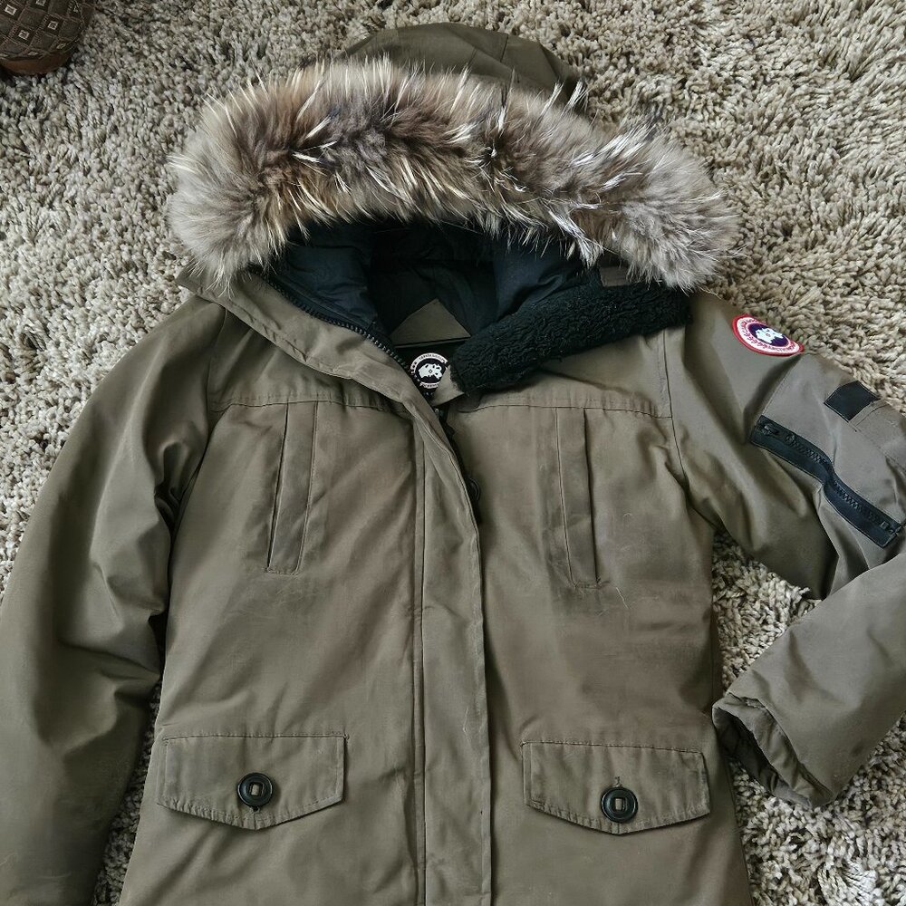 Canada Goose Montebello Parka Small * Olive Green